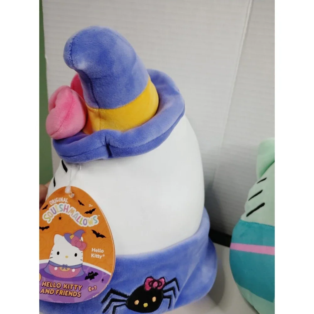 Squishmallows Hello Kitty and Friends Halloween Hello Kitty & Kuromi